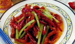 酱爆牛肉爆料怎么做视频,家常美味轻松学