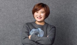 贾玲爆料记者视频大全,记者视频大全背后的故事与幕后花絮