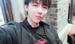 抖音上的吃瓜网红是谁,揭秘网络红人的瓜田传奇