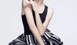 唐嫣爆料粉色衣服视频播放,视频播放引发热议